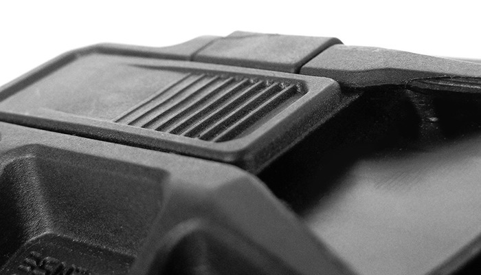 кнопка выпуска пистолета из кобуры FAB Defense Sig Sauer P226 (226R)