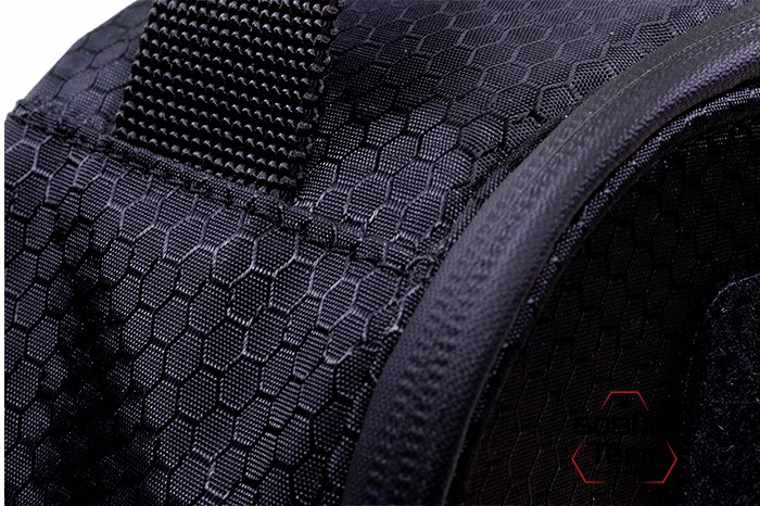 Тактический органайзер-чехол Delta Arms для стрелковых наушников (Black Hexagon)