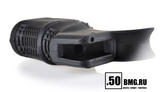 Пистолетная рукоятка FAB Defense на M-16, SR-25 или AR-15 (AGR-43)