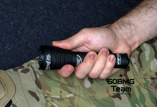 Фонарь Armytek Predator v3 XP-E2 270 лм зеленый свет